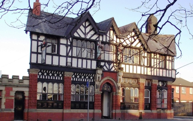 mere bank pub